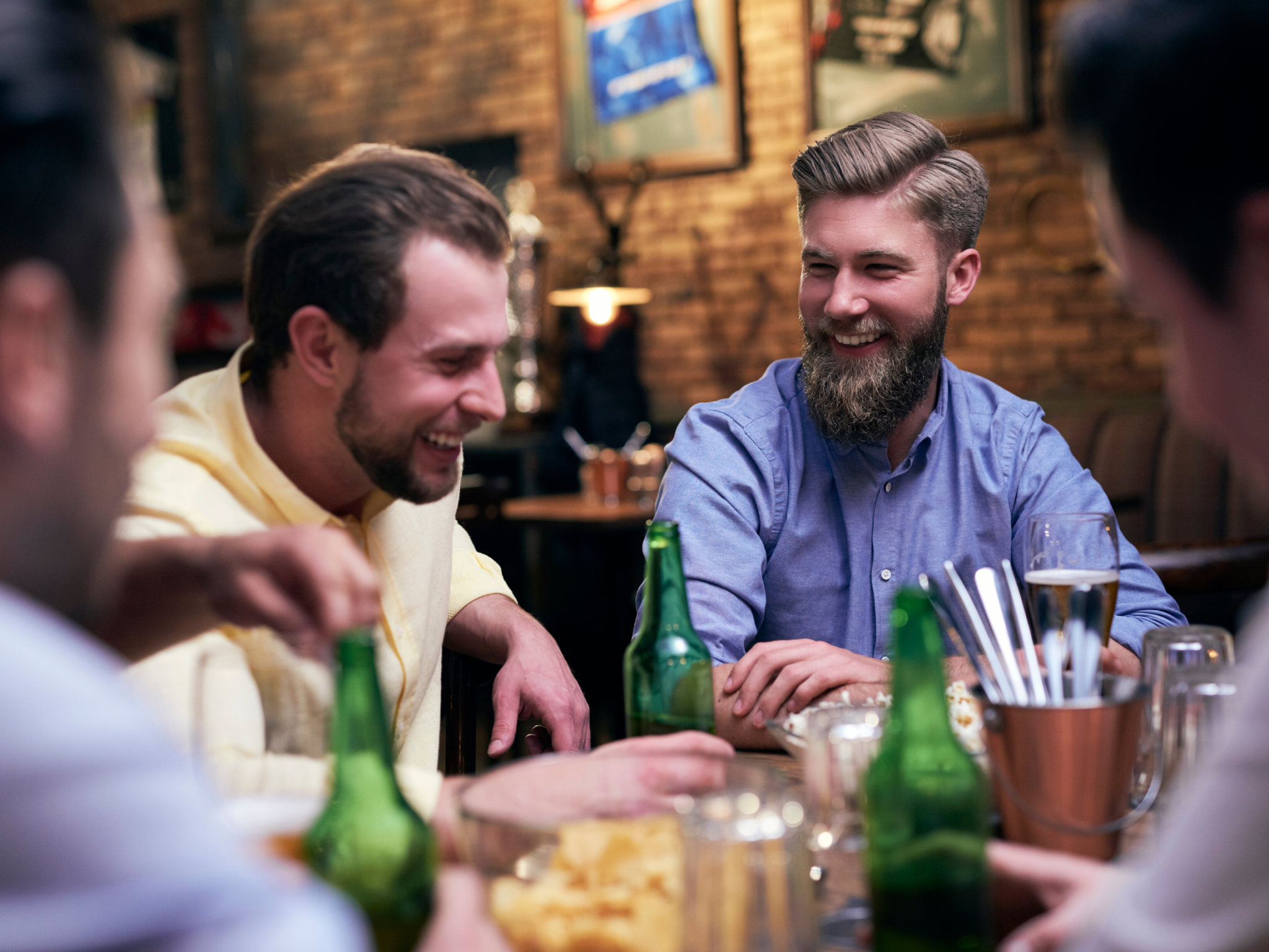 Men-Talking-in-Restaurant-2048x1536.png